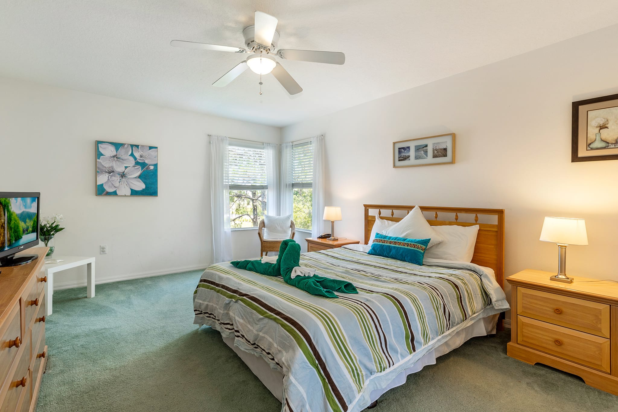 upstairs master bedroom 1